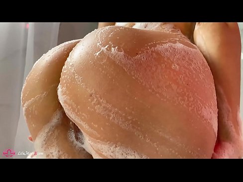 ❤️ Brunette Masturbates Pussy kalawan Vibrator mun Inténsitas Orgasme di Pancuran ❤️ Poro kualitas dina su.naughtyhentai.ru ❌